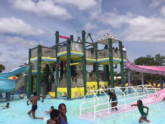 Grapeland Water Park